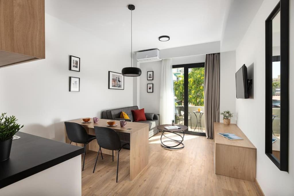 The Meta - Rooftop Access 1 Bedroom *