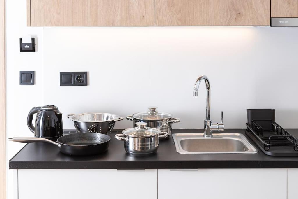 The Meta - Rooftop Access 1 Bedroom Apartment Athens